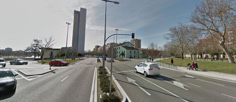 El atropello ha tenido lugar en la plaza de San Bartolomé, en el barrio de La Victoria