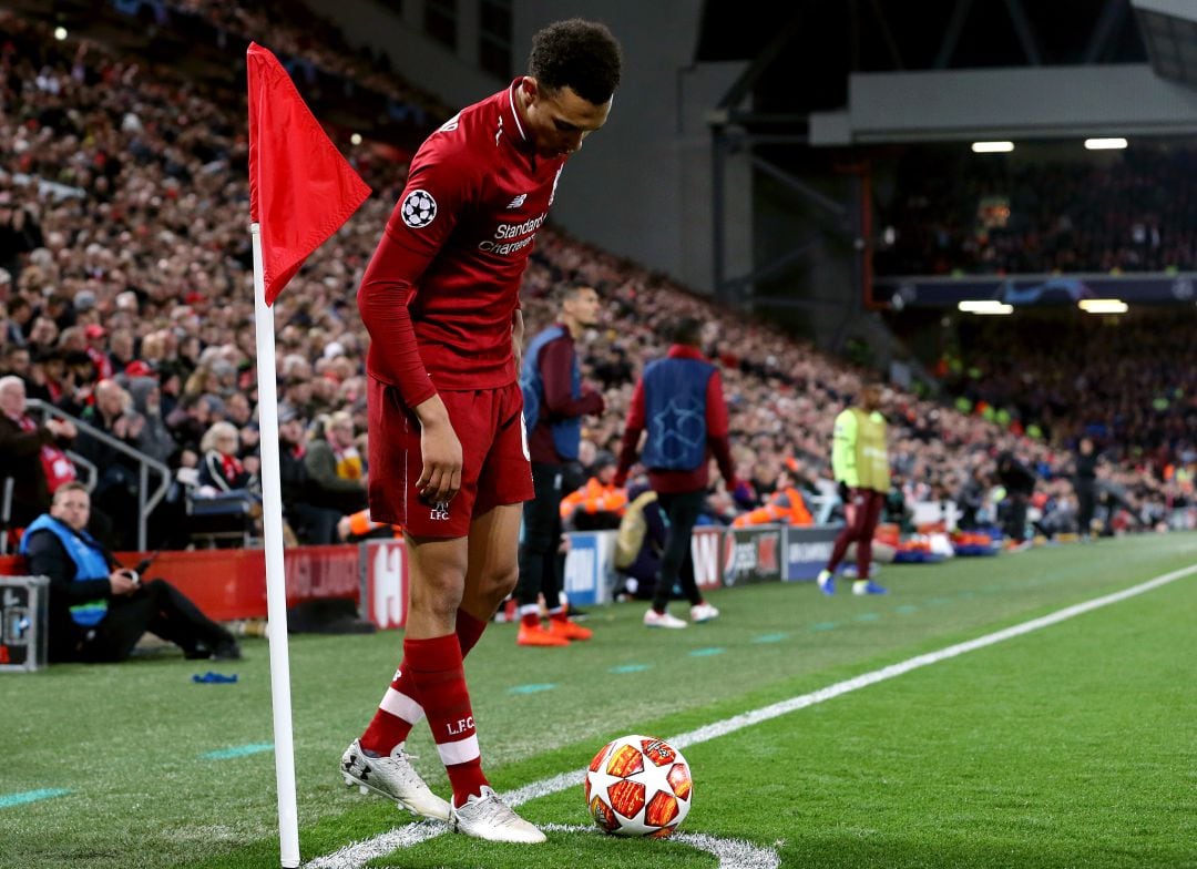 Alexander-Arnold sacó el córner del 4-0 del Liverpool al Barcelona