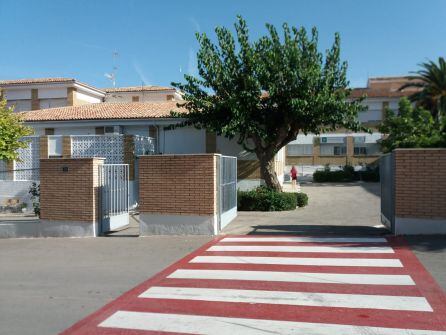 Vista exterior del colegio