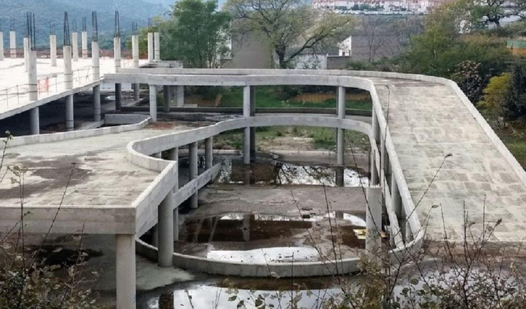 Aparcamiento construido en los antiguos terrenos del Hípico.