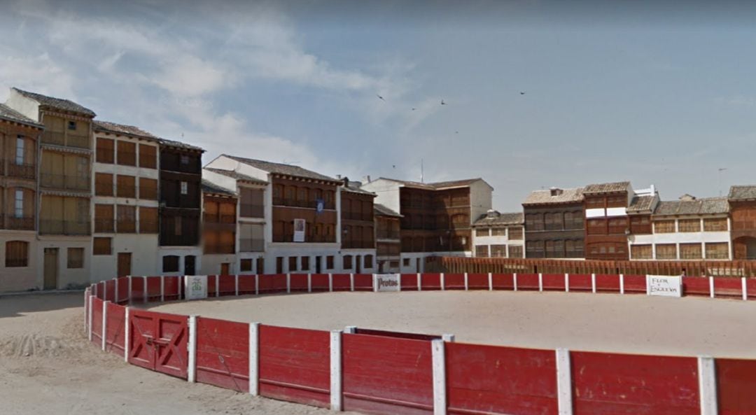 La Plaza del Coso de Peñafiel también acoge los festejos taurinos de las Fiestas Patronales.