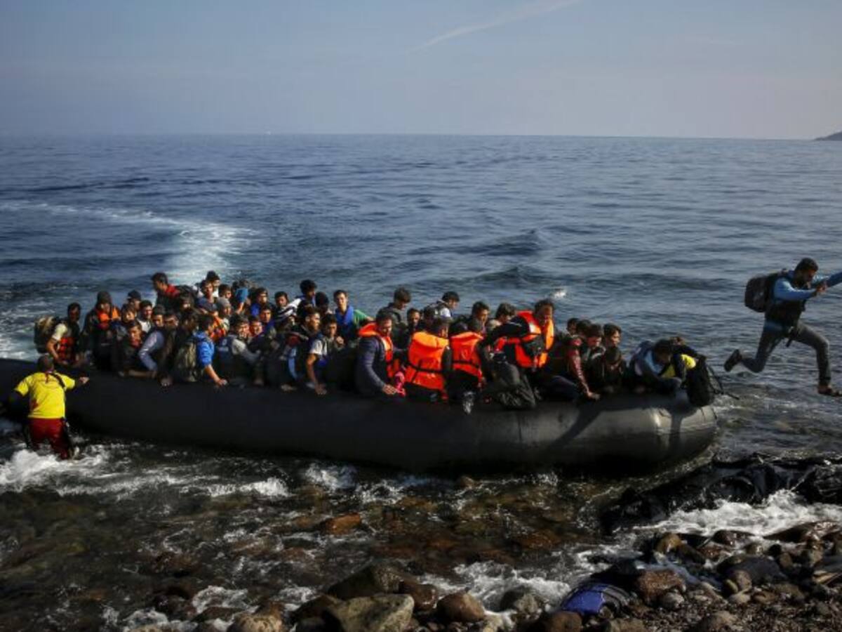 Una expedició de 12 socorristes marxa a Lesbos a dur terme tasques humanitàries