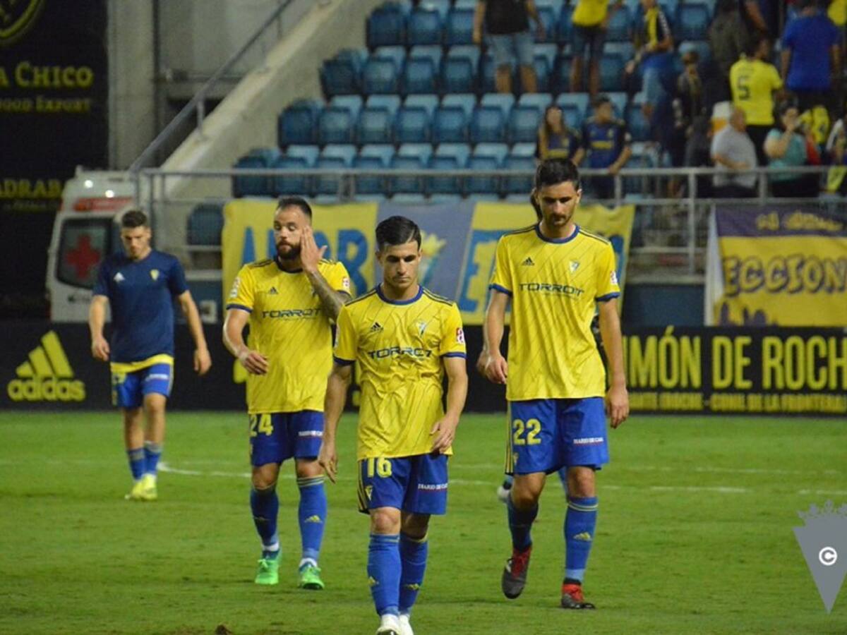 Un Cadiz con dos caras sigue sin ganar