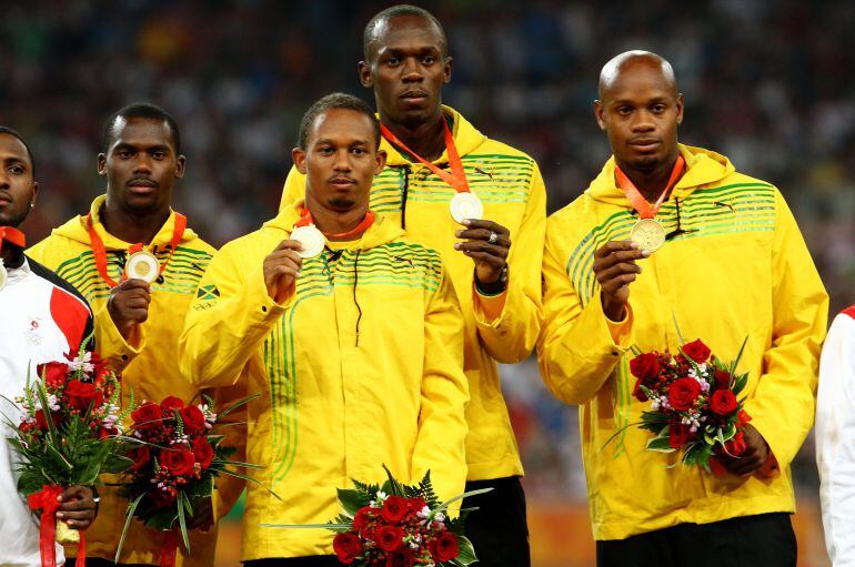 El equipo jamaicano que ganó el 4x400 en Pekín 2008 y que luego perdió la medalla por positivo de Nesta Carter.