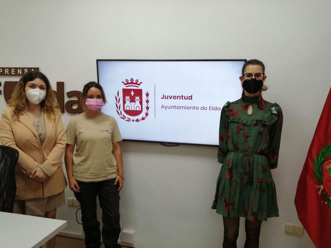 Presentación del curso para la protección de aves en Elda 