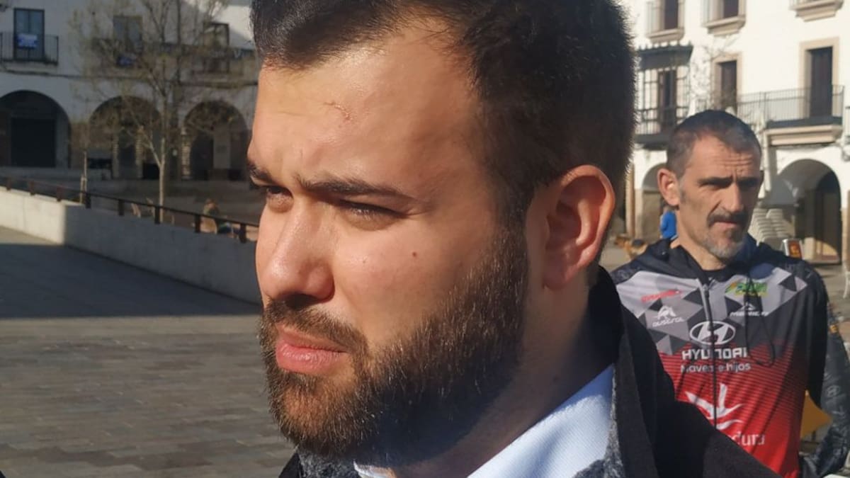 Cáceres cierra oficinas turismo y restringe número asistentes a bodas civiles