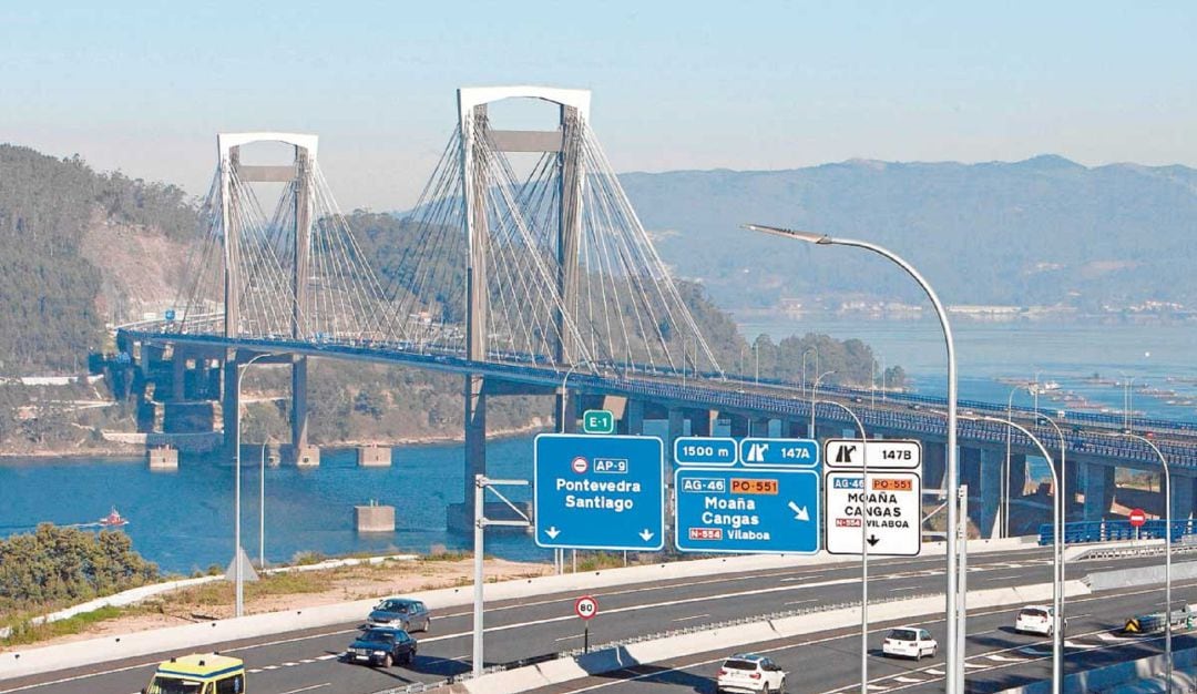 Nuevo aspecto del puente de Rande tras las obras de ampliación.