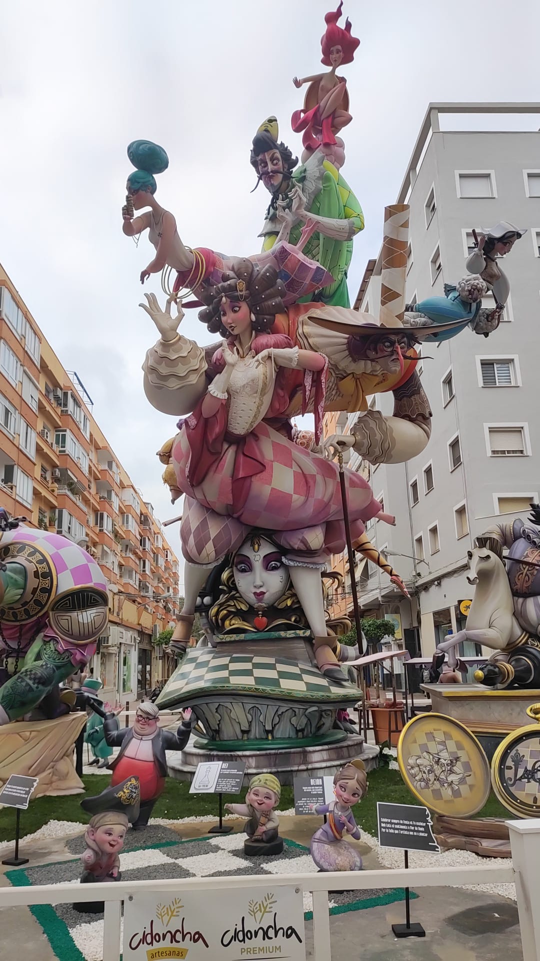 Falla París Pedrera 2023.