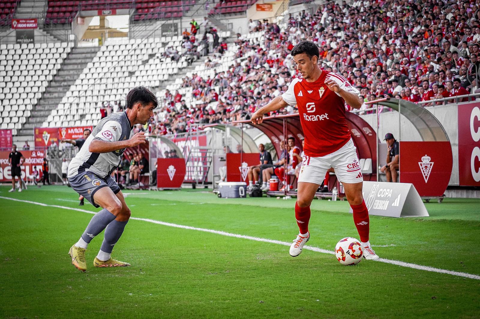 Real Murcia y Sabadell juegan en Copa Federación (Real Murcia).