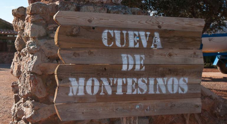 La Cueva de Montesino atrae a muchos turistas por su inclusión en &#039;El Quijote&#039;