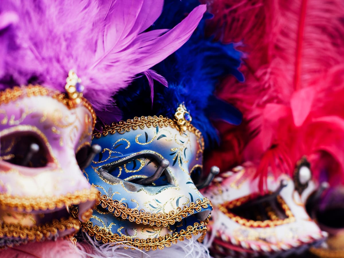 Cuando disfrazarte en carnaval cambia tu identidad: la moda como herramienta