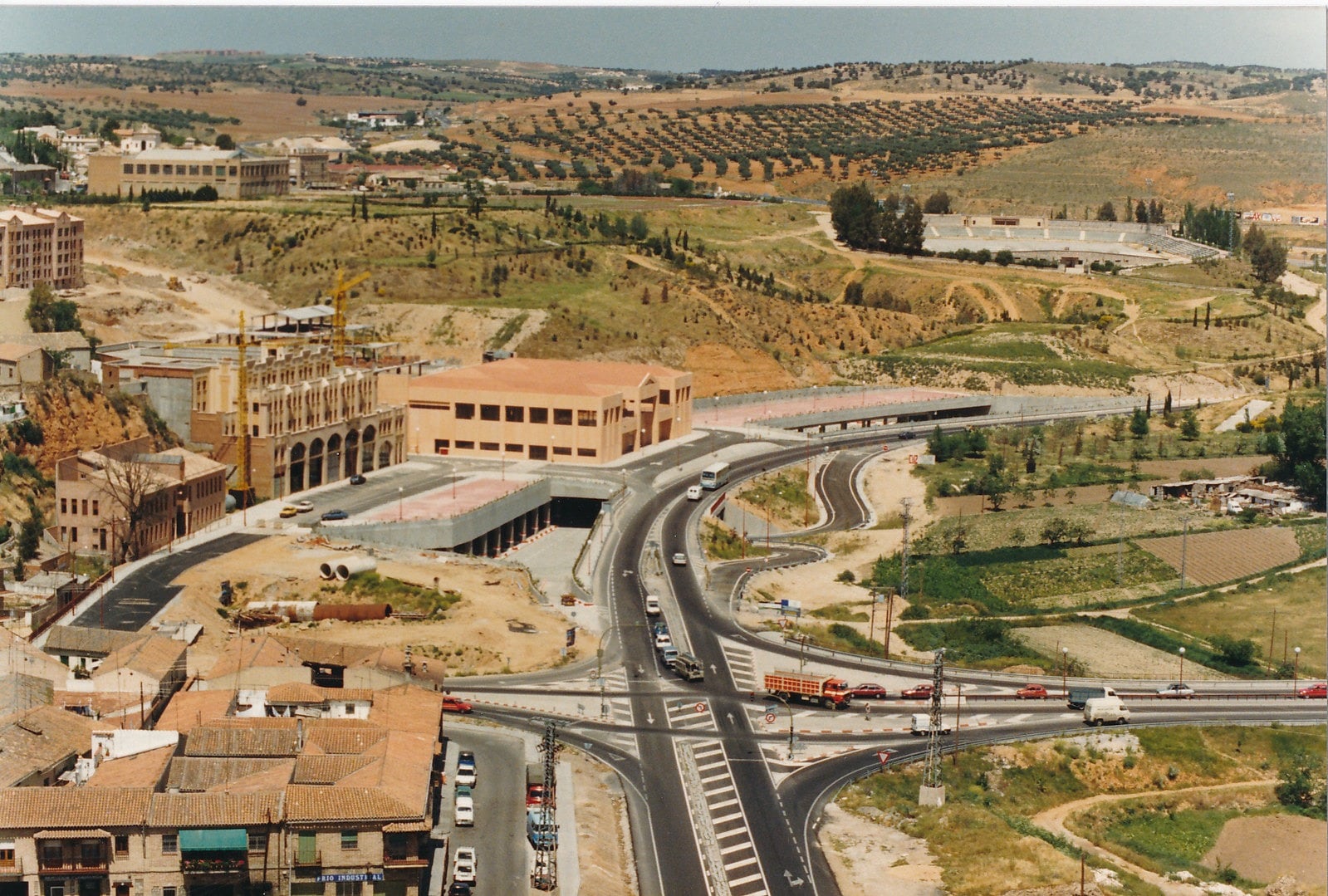 Imagen de archivo, en los años 80, durante la construcción de la estación de autobuses de Toledo