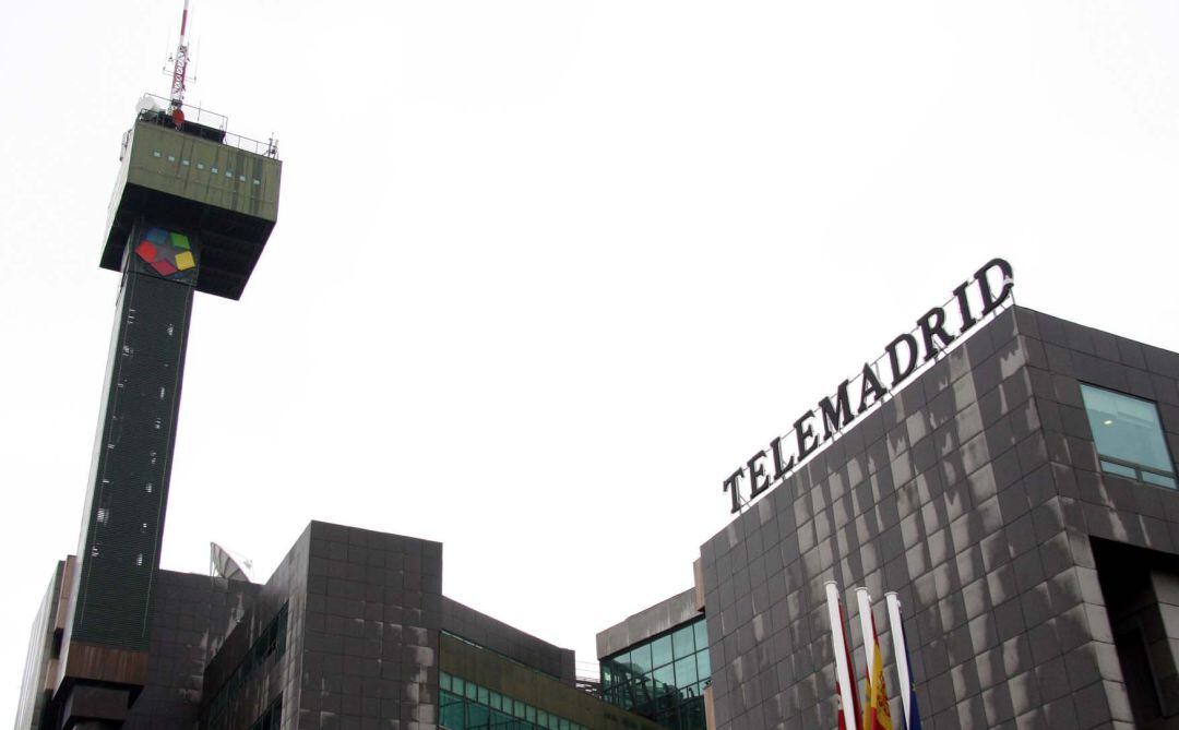 Archivo - Imagen de recurso del exterior de la sede de Telemadrid.