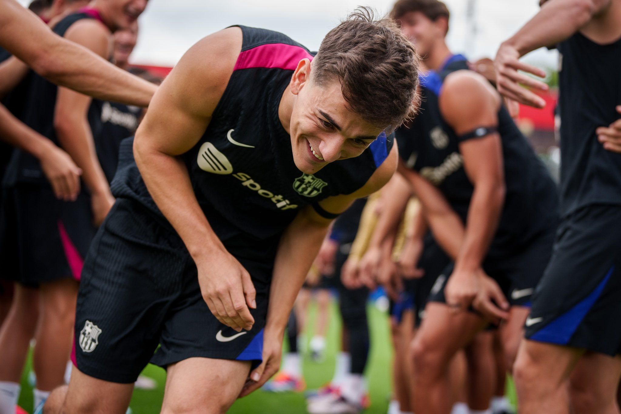 Gavi vuelve a entrenarse con el grupo en el FC Barcelona