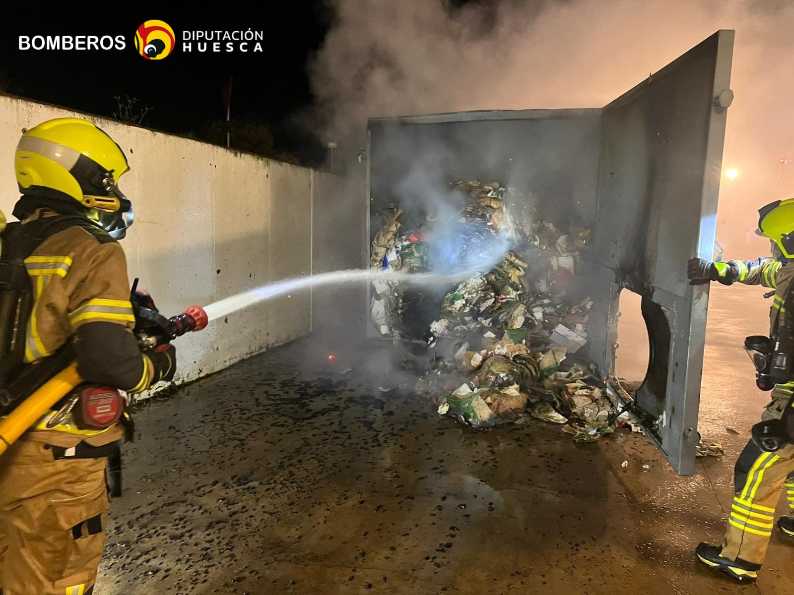 Actuación de los bomberos de la DPH en Binéfar