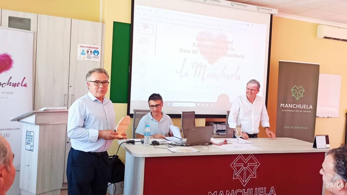 Entrevista a Juan Miguel Tolosa Pérez, nuevo presidente de la Ruta del Vino de La Manchuela