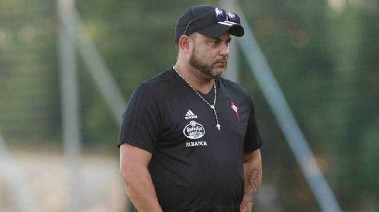 Antonio Mohamed durante un entrenamiento del Celta.