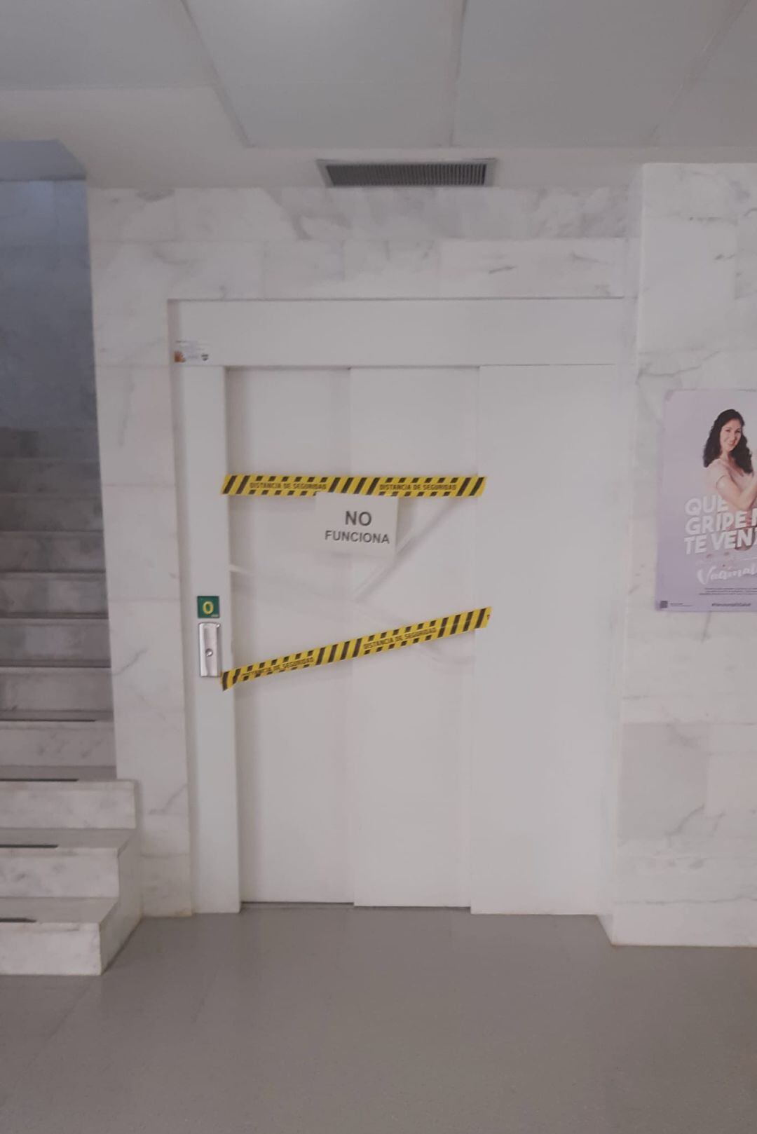 Ascensor averiado en el centro de salud Fernando el Católico