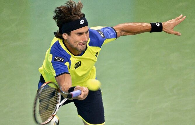 Ferrer intenta devolver un golpe del búlgaro Dimitrov