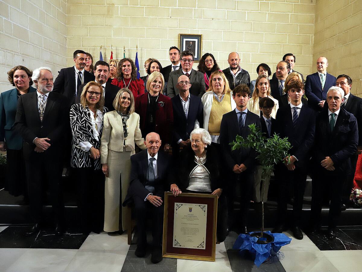 Jerez devuelve a Antonio Gómez todo el cariño y la dedicación que le ha dado a la ciudad durante más de 50 años