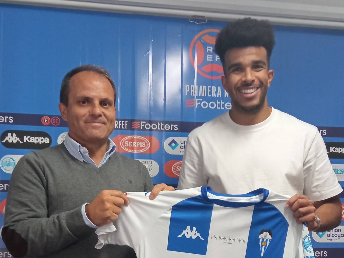 Derik: "He venido a sumar, estoy preparado para cuando me necesiten"