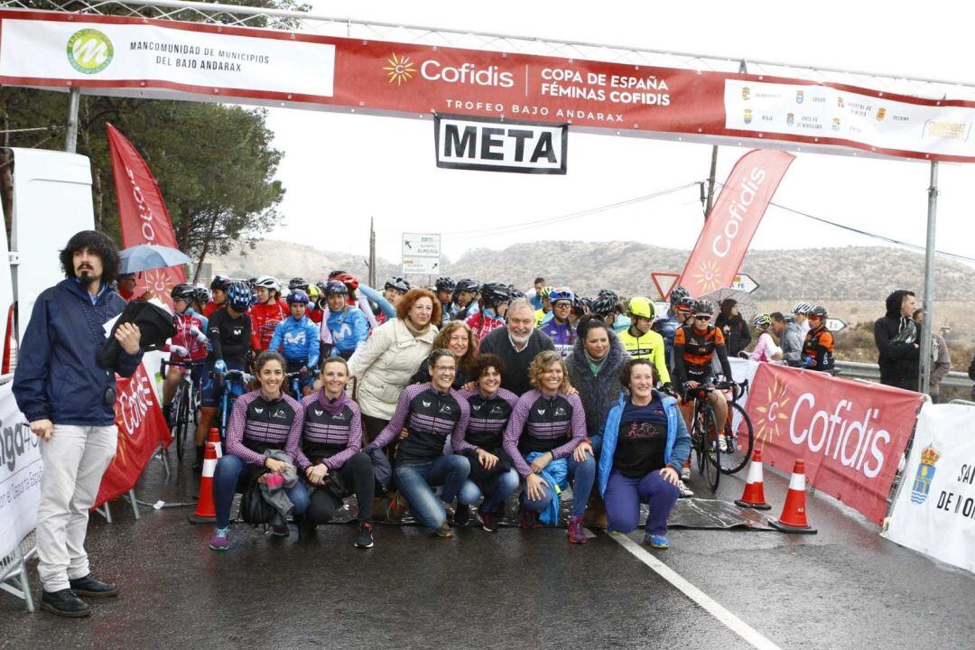 Preparados para tomar la salida en Los Millares.