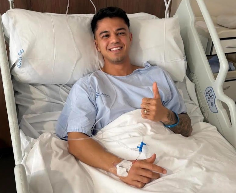 Roger Brugué pasa por el quirófano