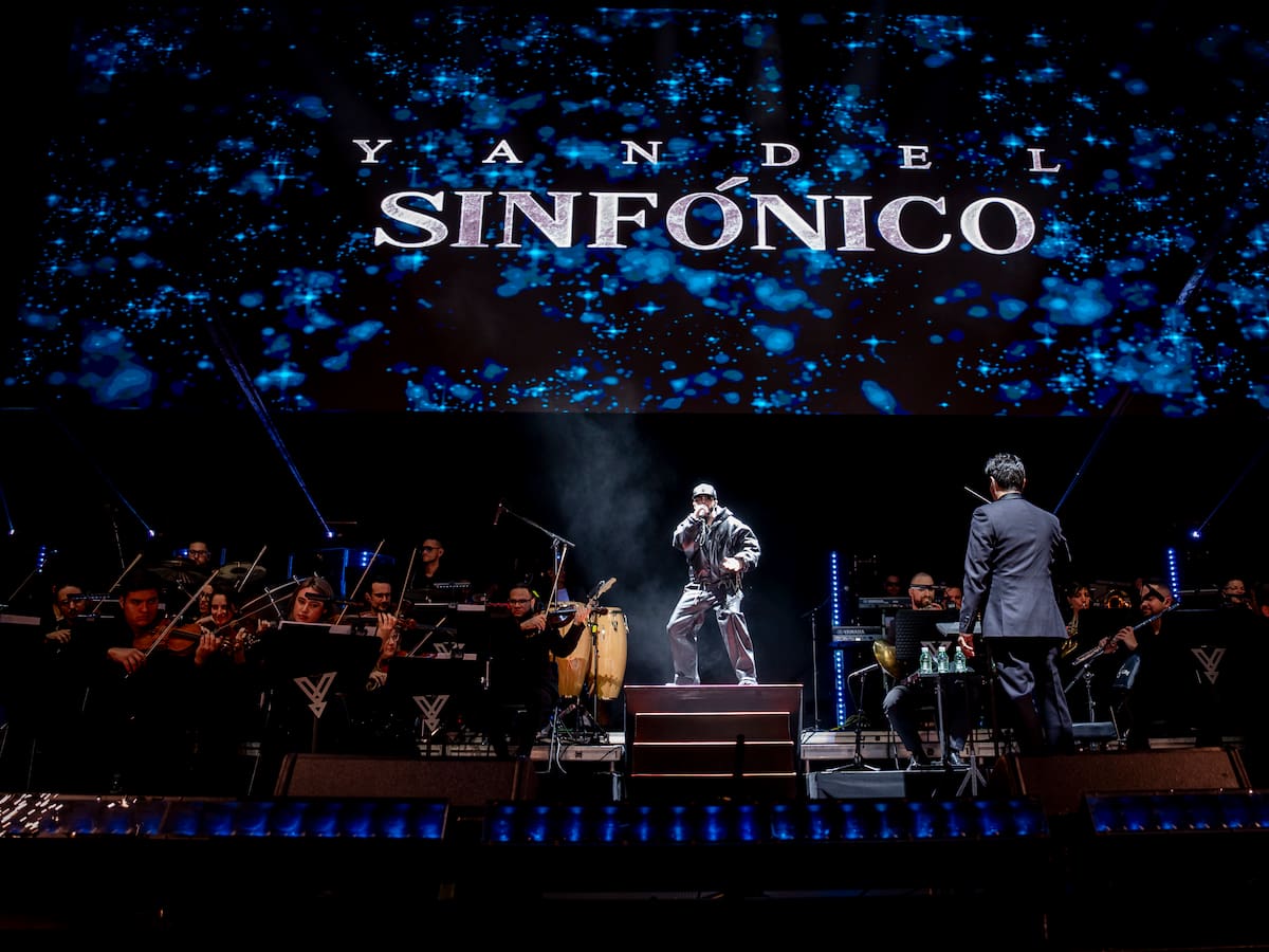 Yandel reinventa el reguetón con una orquesta sinfónica que ha hecho perrear al Movistar Arena de Madrid