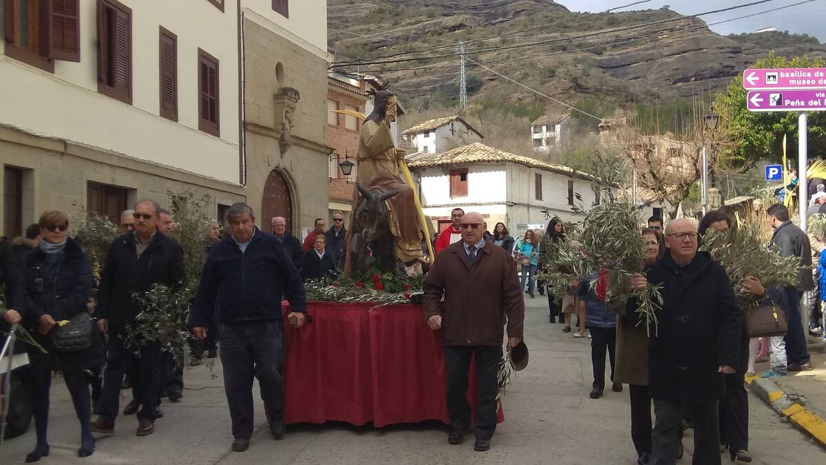 Oficiosos religiosos, exposiciones, y música por Semana Santa