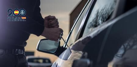 Rescatado un bebé de seis meses, encerrado accidentalmente en el interior de un coche en Logroño