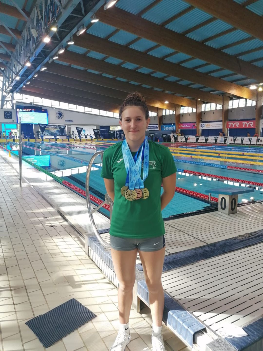 Elena Liarte sigue creciendo en la natación nacional.