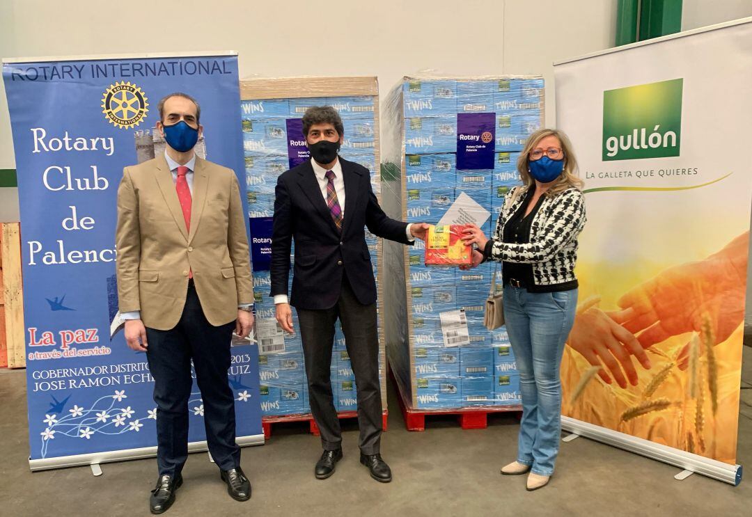 Galletas Gullón dona tres toneladas de galletas al Rotary Club Palencia