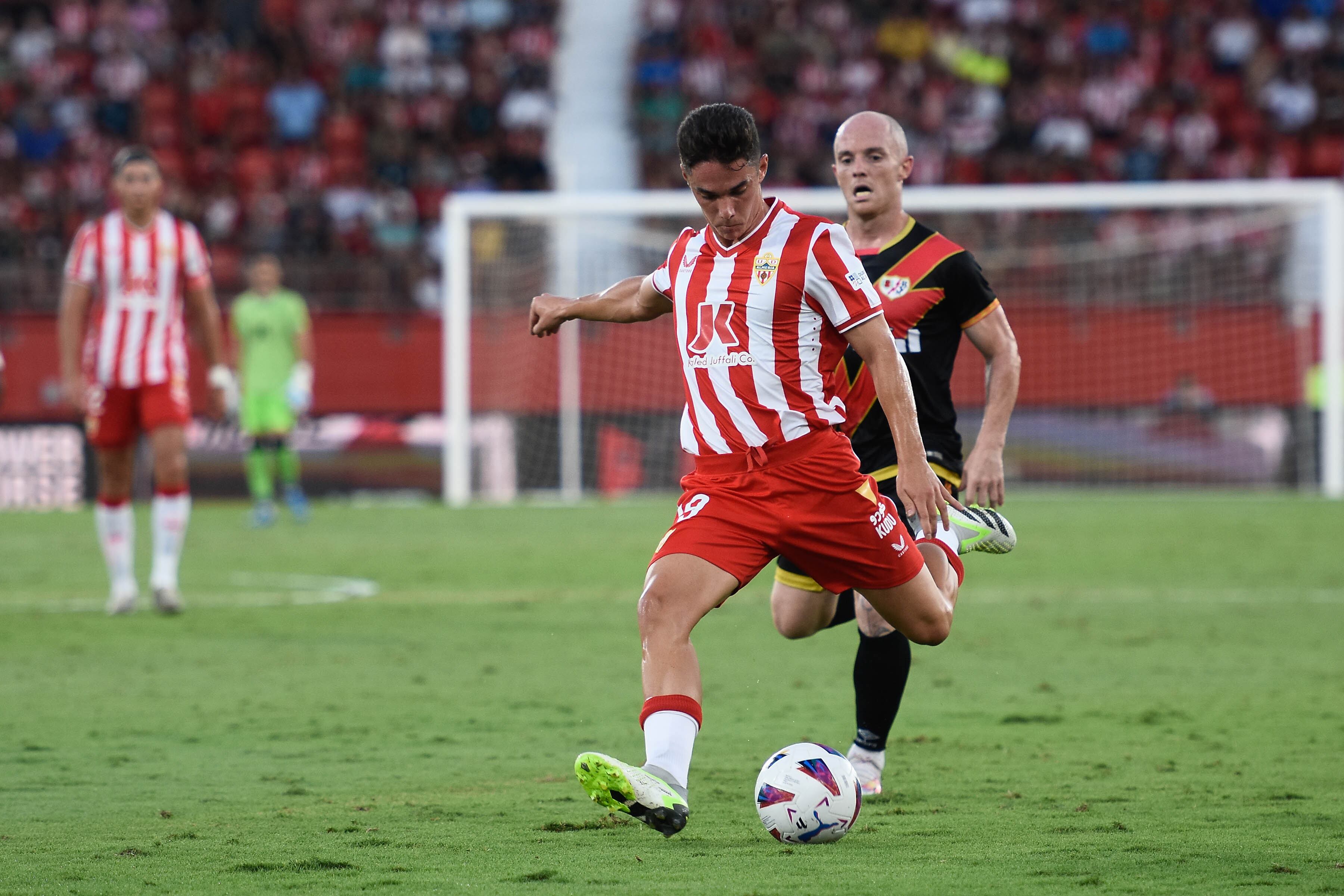 Arribas en el Almería-Rayo Vallecano.