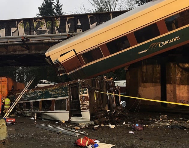 Las imágenes del accidente de tren en Seattle