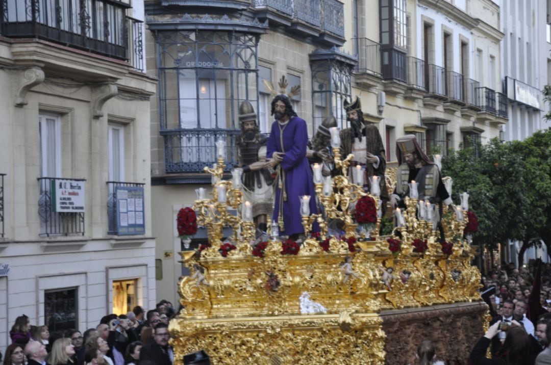 Paso de misterio de la Hermandad del Soberano Poder en Carrera Oficial