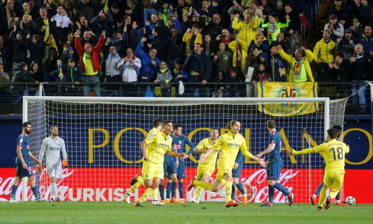 Enes Unal celebra su primer gol ante el Atlético de Madrid. 