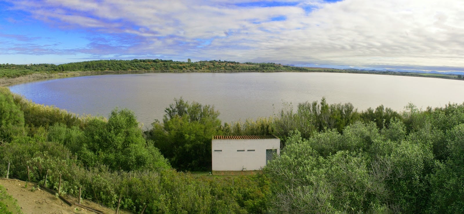 Recorrido por la Laguna de Medina