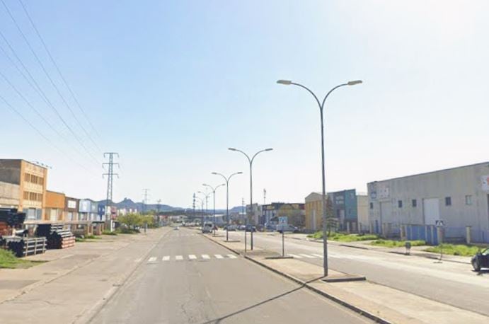 Tramo de la Ronda de la Industria en el Polígono Monzú