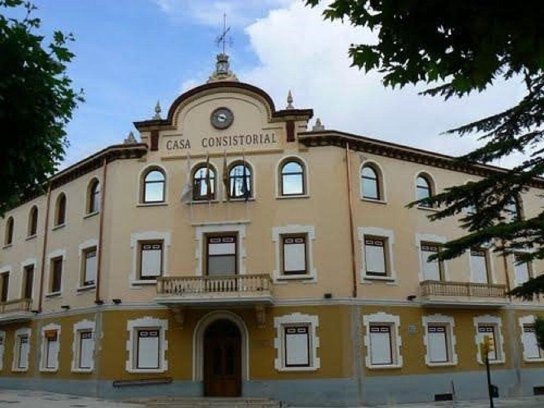 Imagen de archivo de la fachada del Ayuntamiento de Ejea de los Caballeros (Zaragoza)