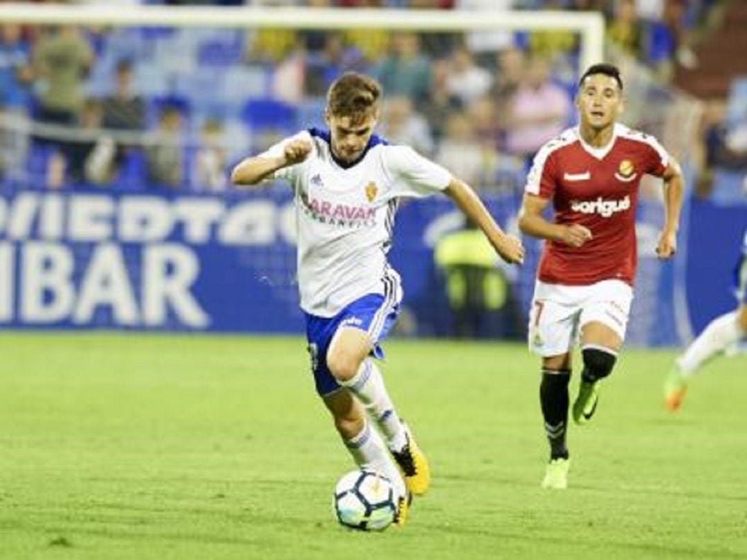 Aleix Febas en un partido en La Romareda durante su etapa en el Real Zaragoza