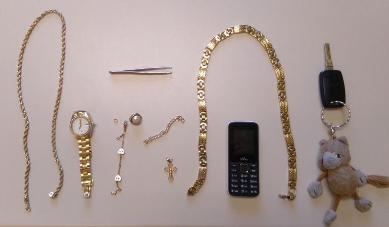 Algunas de las joyas sustraídas