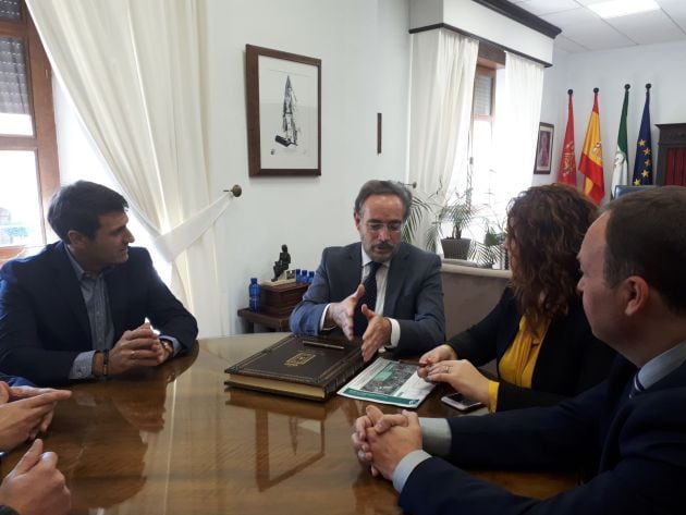 Felipe López en el Ayuntamiento de Baza