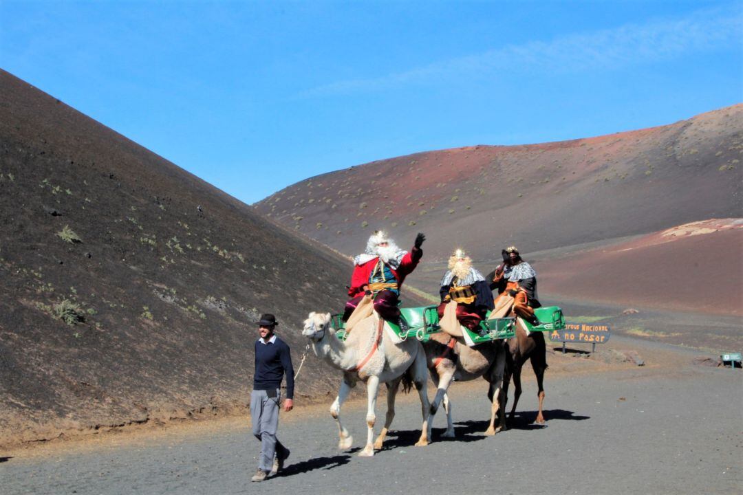 Foto de archivo de los Reyes Magos en Montañas del Fuego.