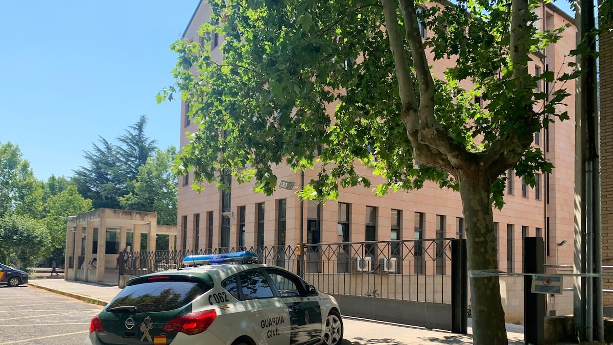 El Hospital da de alta a la mujer agredida por su expareja en Bembibre mientras él ingresa en prisión acusado de violencia de género