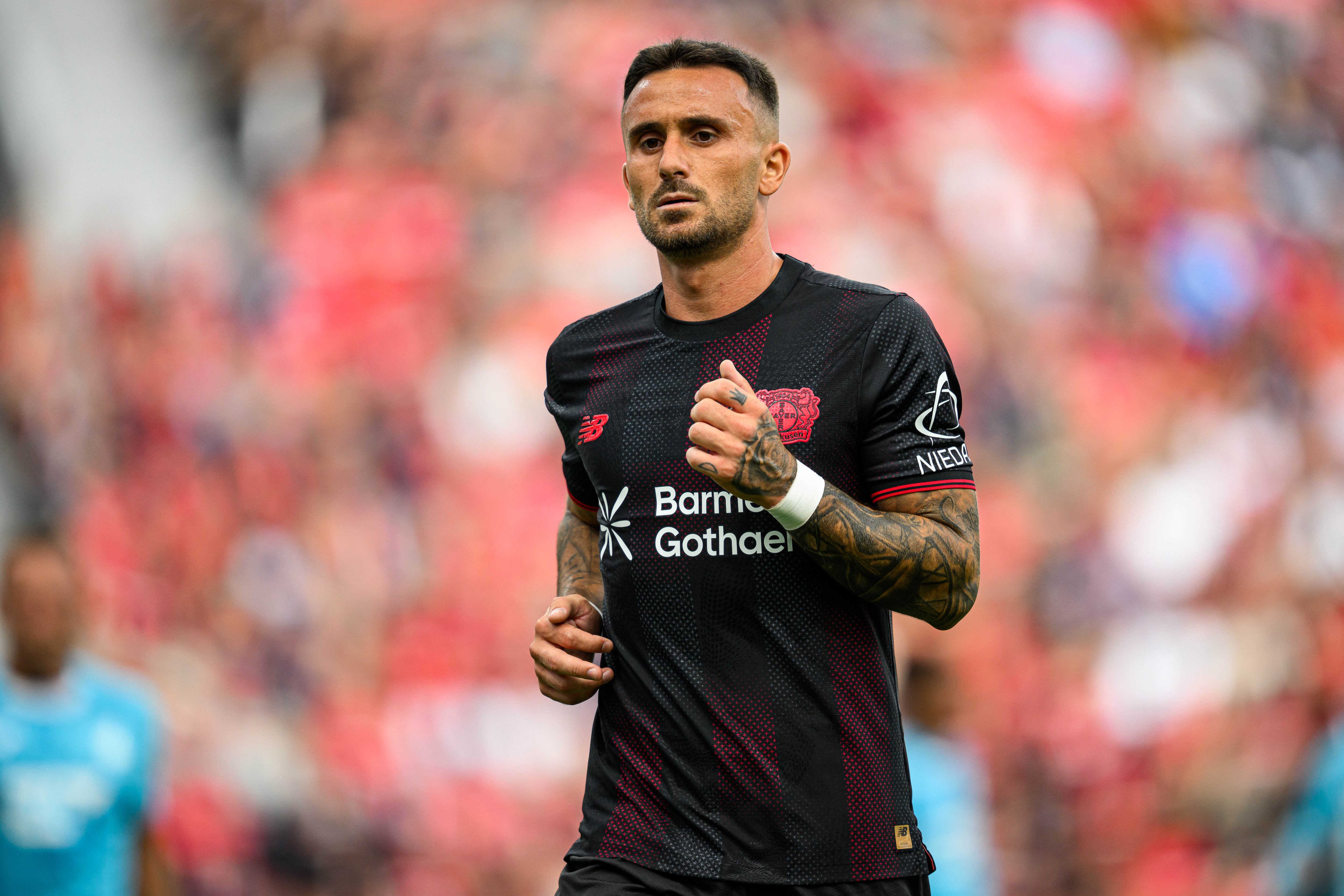 Aleix García del Bayer Leverkusen durante el partido ante el Hoffenheim en el BayArena. (Foto de Jörg Schüler/Getty Images)