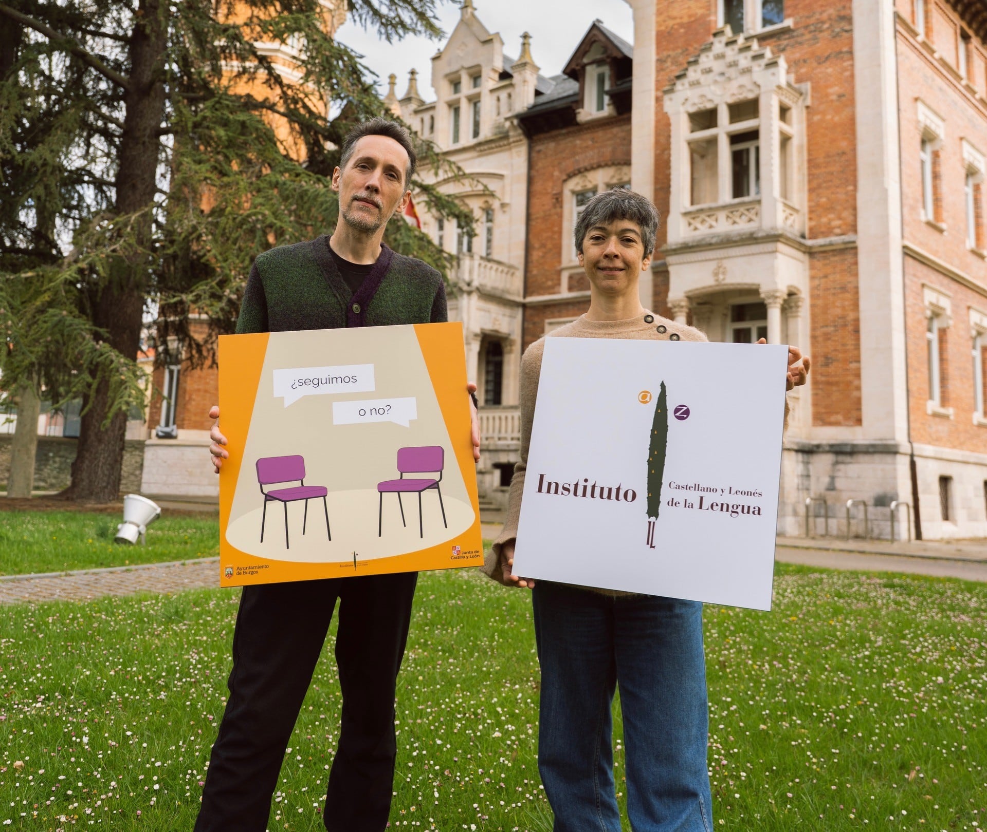 Alfonso Gutiérrez y Diana G. Bartolomé, impulsores del podcast '¿Seguimos o no?'