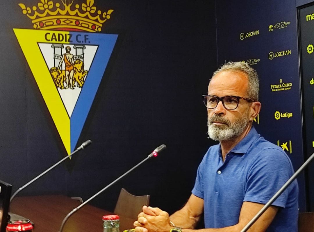 Cervera en rueda de prensa previa al Trofeo Carranza.