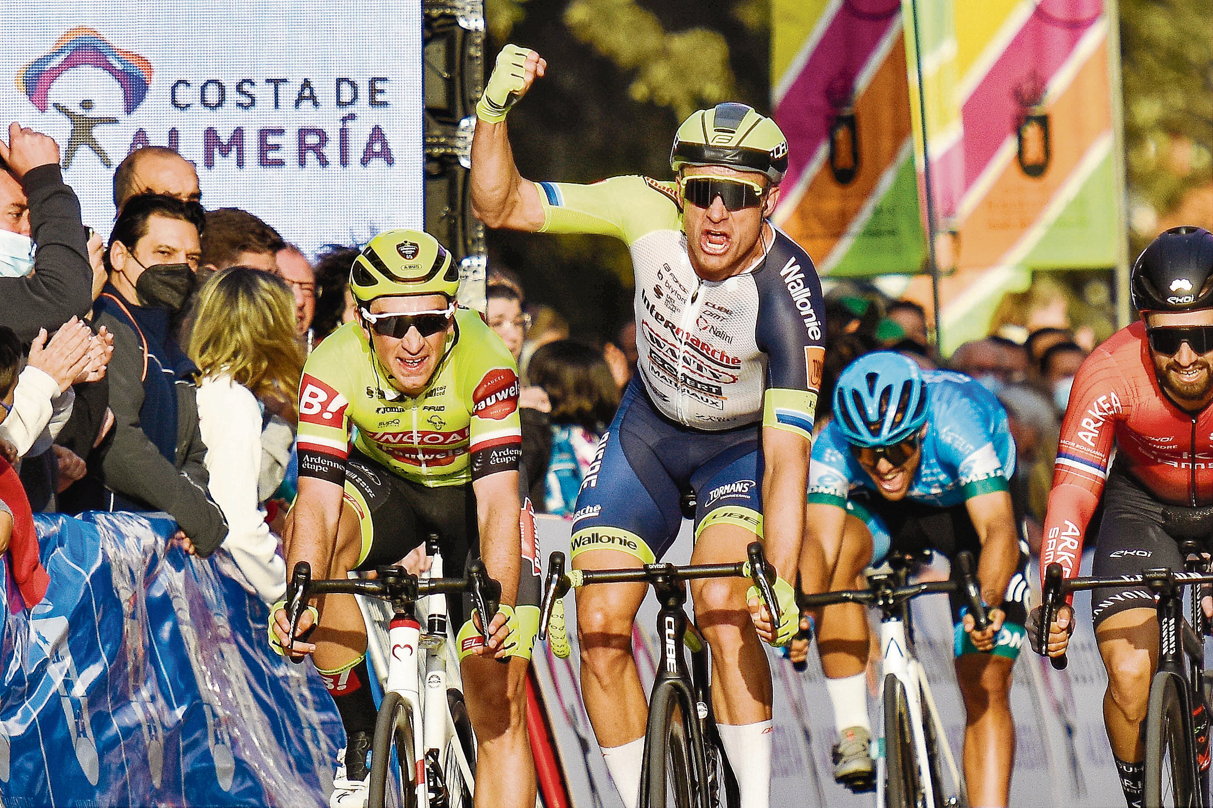 Alexander Kristoff vuela en Roquetas de Mar.