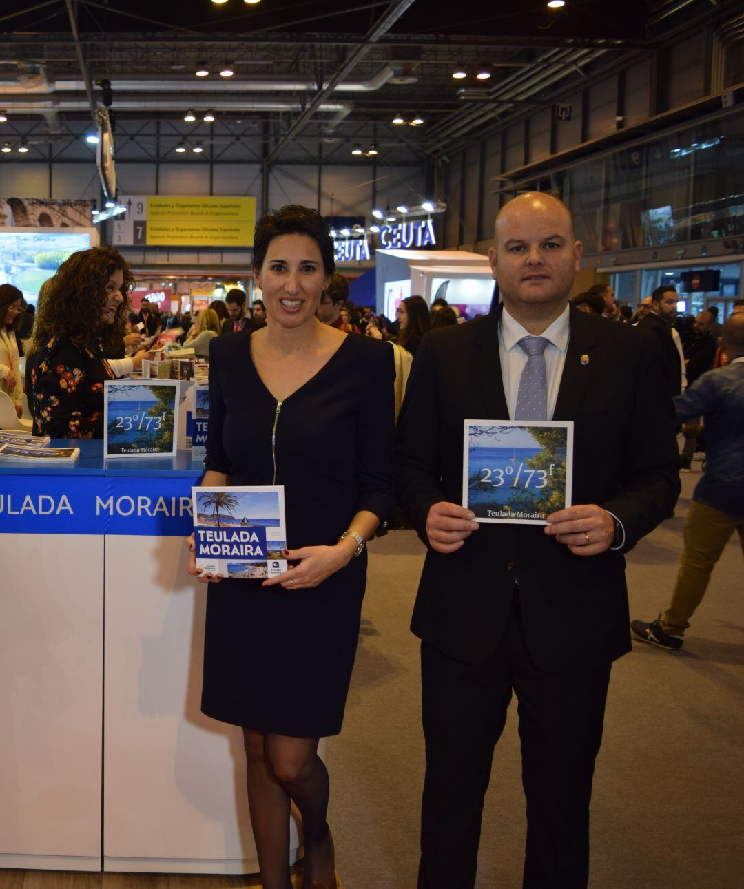 Raúl LLobell con Rosana Caselles en Fitur.