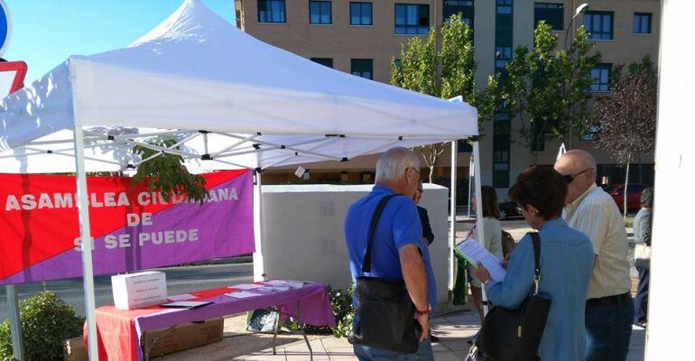 Recogida de firmas bajo el nombre de 'Asamblea Ciudadana de Sí Se Puede'